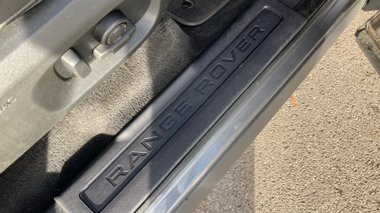 Land Rover Range Rover Evoque 2.0 eD4 SE Tech 5dr 2WD Diesel Hatchback